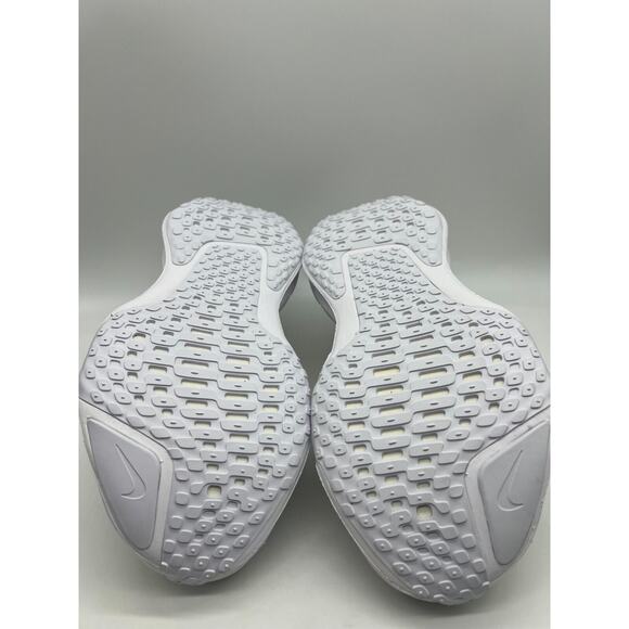 Nike ZoomX Invincible 3 White FN7997-100 Women Size 9.5 Wide NEW - Picture 4 of 12